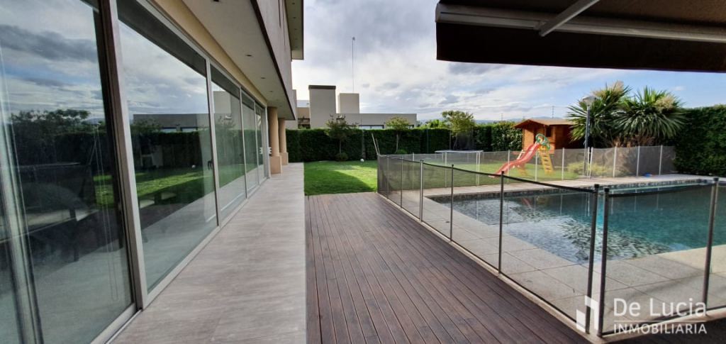 Venta de Casa en Vista Pueblo - - Lujan De Cuyo | Mendoza