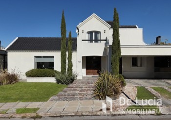 BARRIO PALMARÉS - - Godoy Cruz | Mendoza