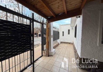 Castellanos Al 900